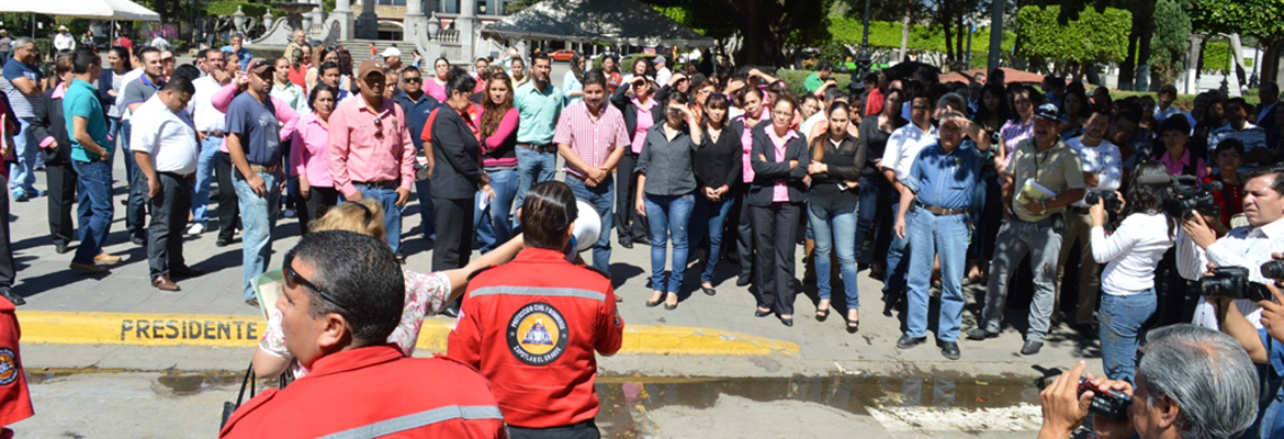 Realizan simulacro de evacuación por sismo en Palacio Municipal
